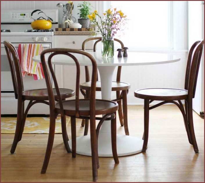 Farmhouse Kitchen Tables And Chairs
