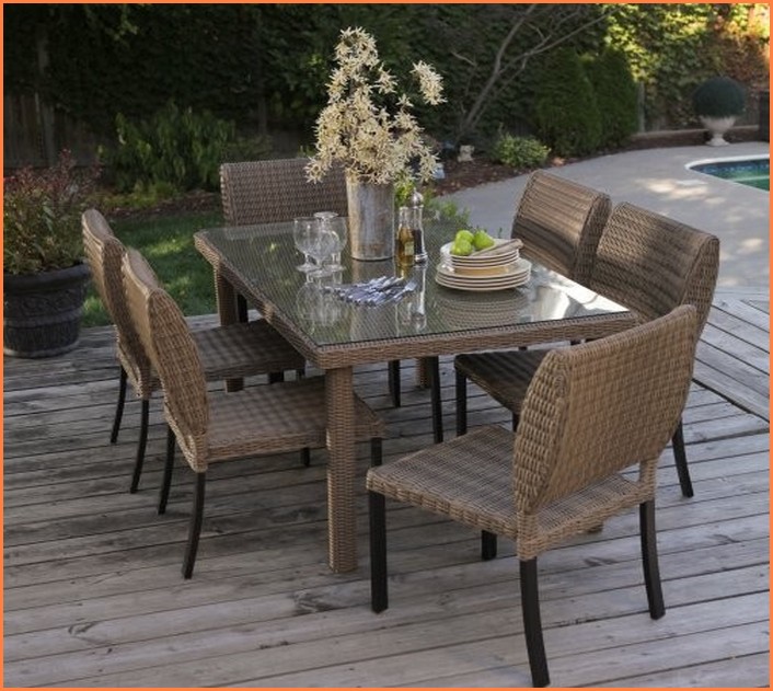 Large Outdoor Dining Tables