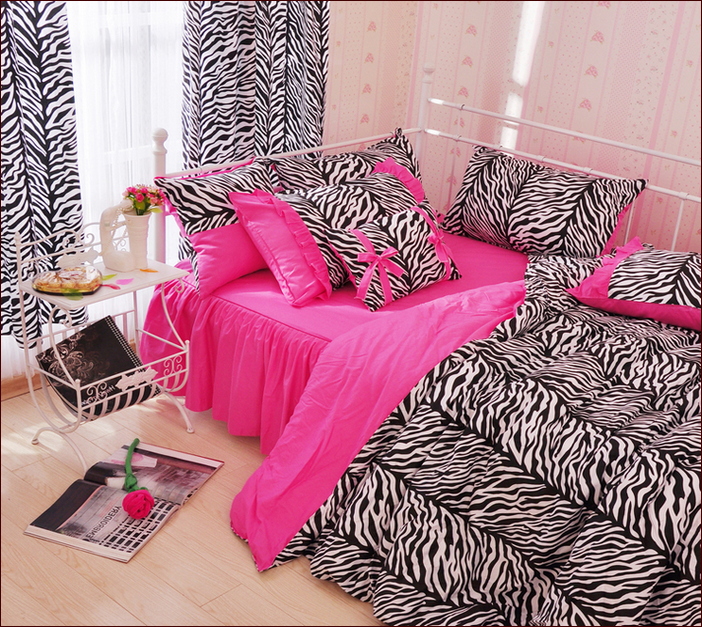Black White And Pink Duvet Covers