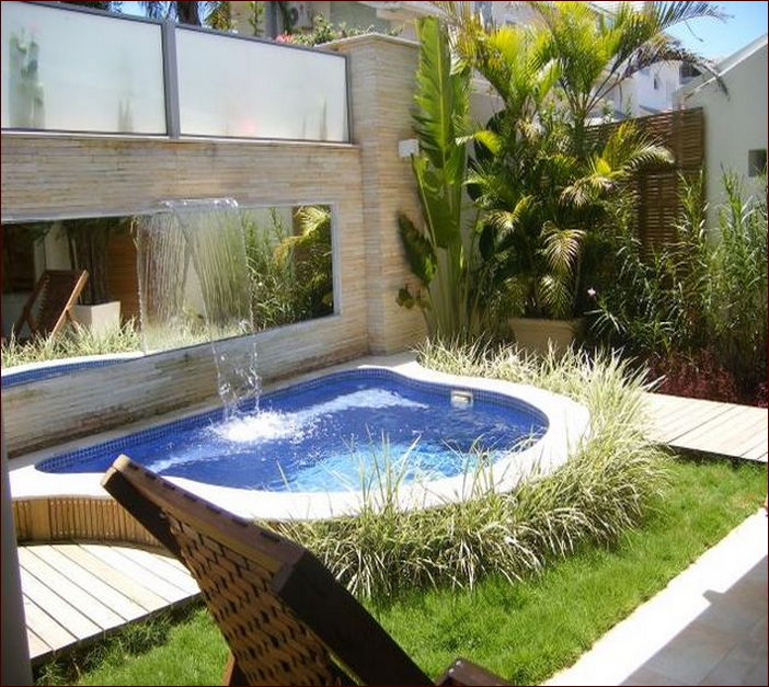 Custom Pools For Small Yards