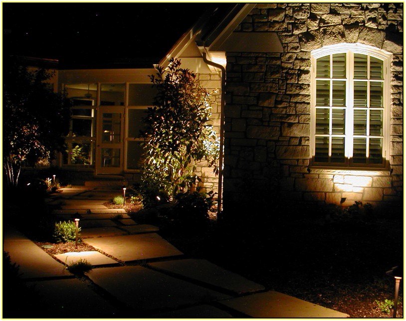 Low Voltage Outdoor Lighting Design