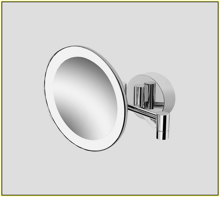 Magnifying Wall Mirror With Light
