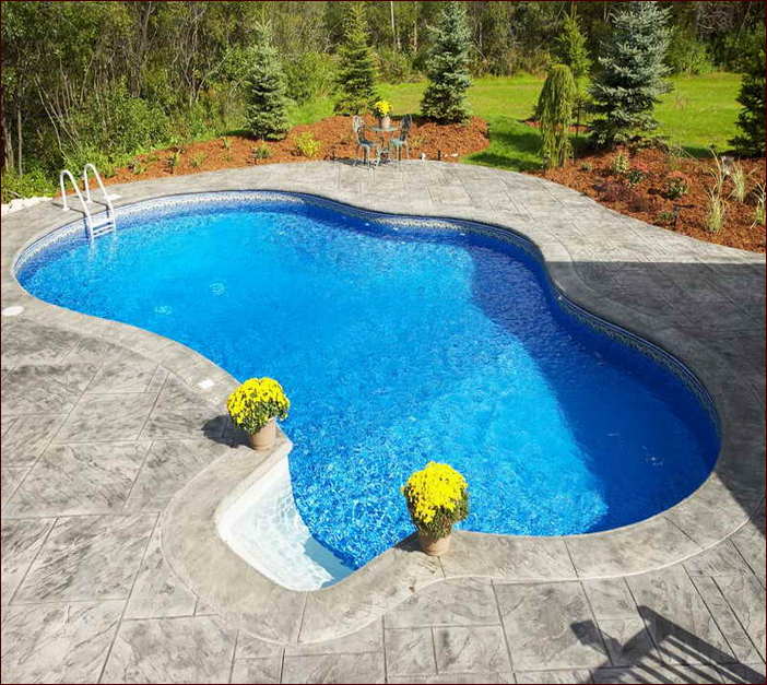 Mini Pools For Small Backyards