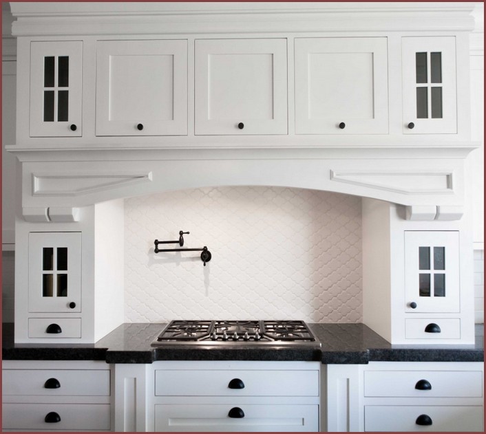 Pictures Of White Shaker Style Kitchen Cabinets