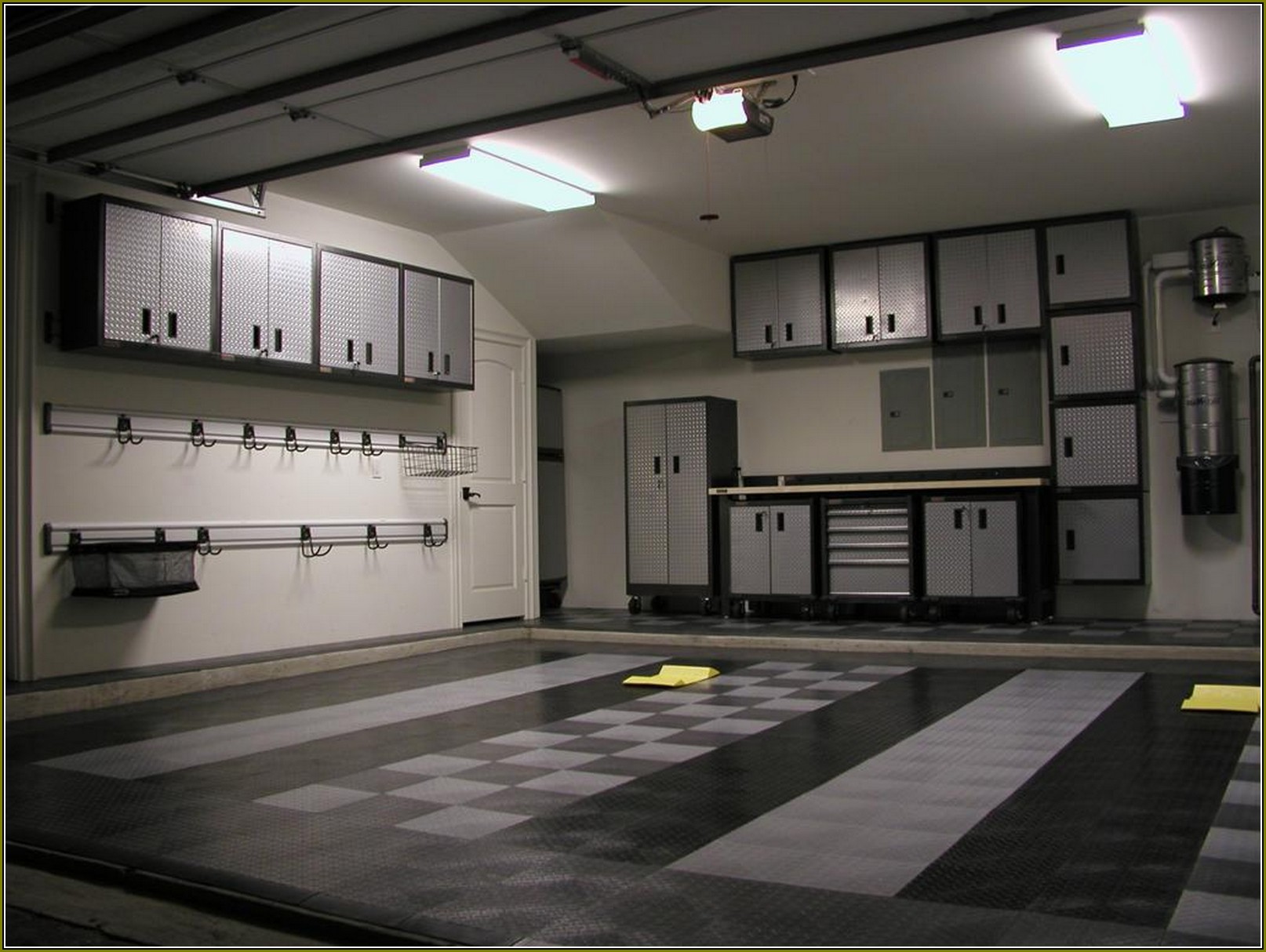 Black And Decker Garage Cabinets And Storage
