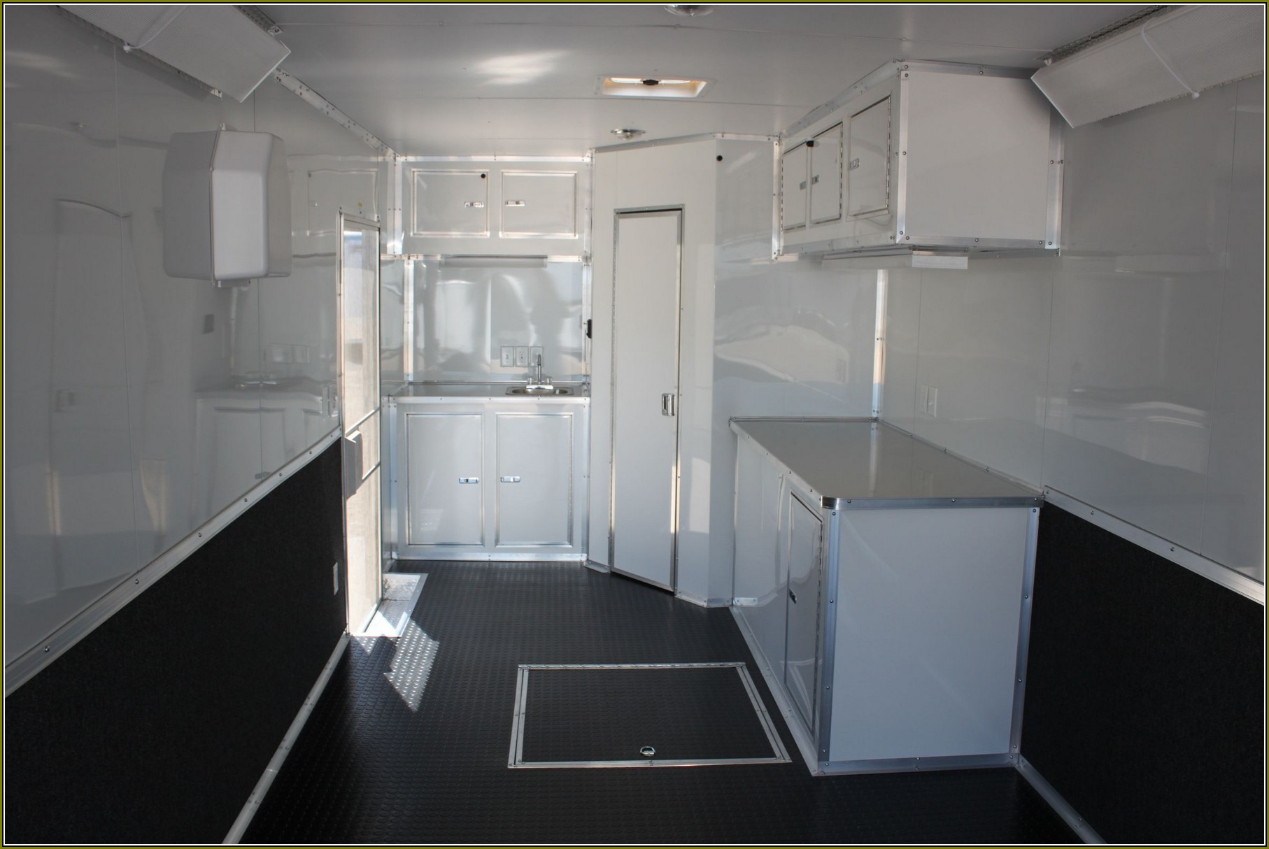 Enclosed Race Trailer Cabinets