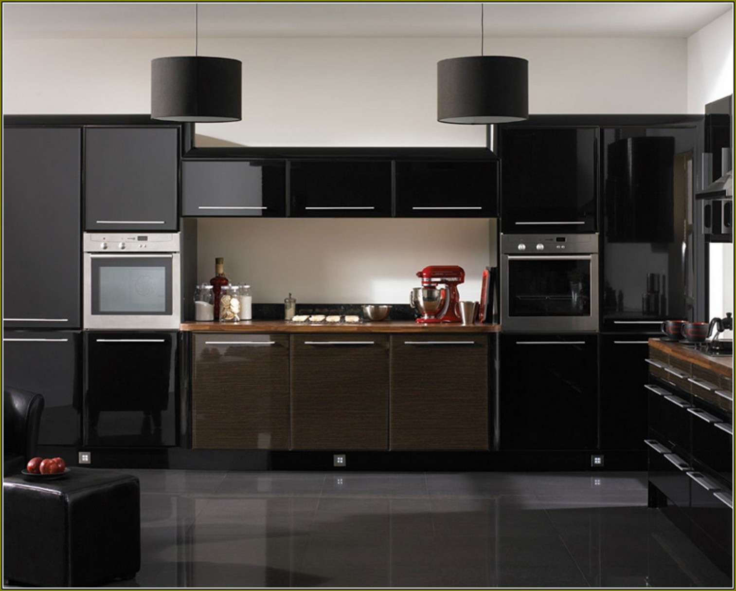 Espresso Kitchen Cabinets With Black Appliances