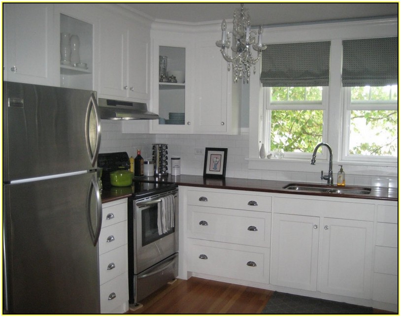 Glass Tile Kitchen Backsplash White Cabinets