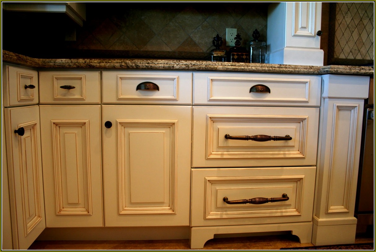 Kitchen Cabinet Knobs And Pulls