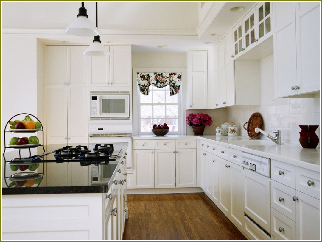 Kitchen Cabinet Knobs Placement