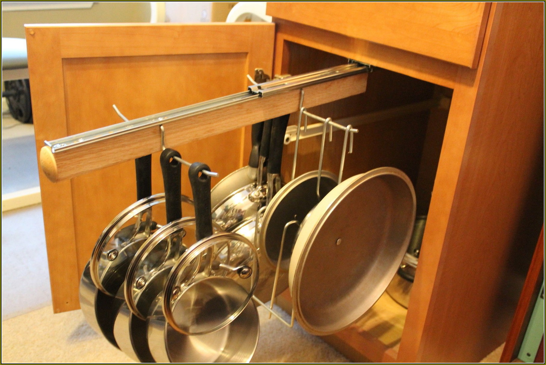 Kitchen Cabinet Pull Out Shelves Lowes