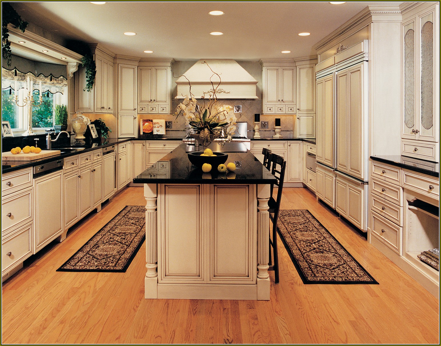 Kitchen Maid Cabinets Outlet