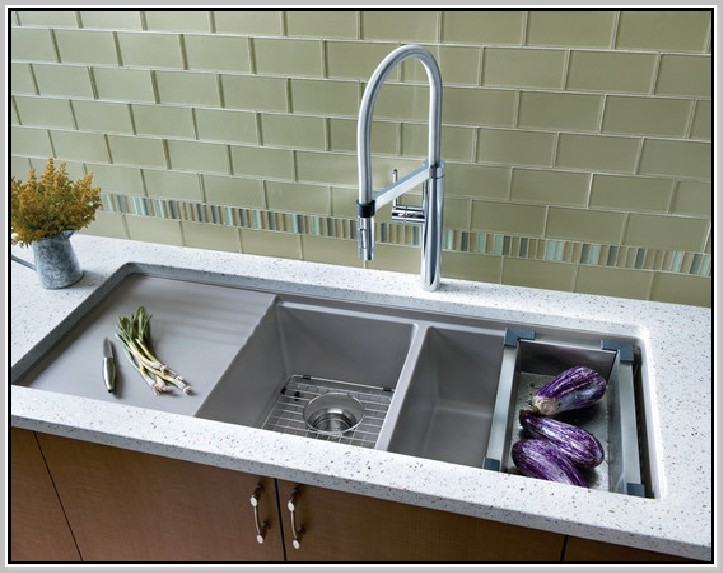 Kitchen Sink With Drainboard