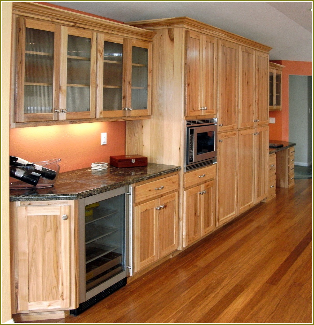 Natural Hickory Kitchen Cabinets