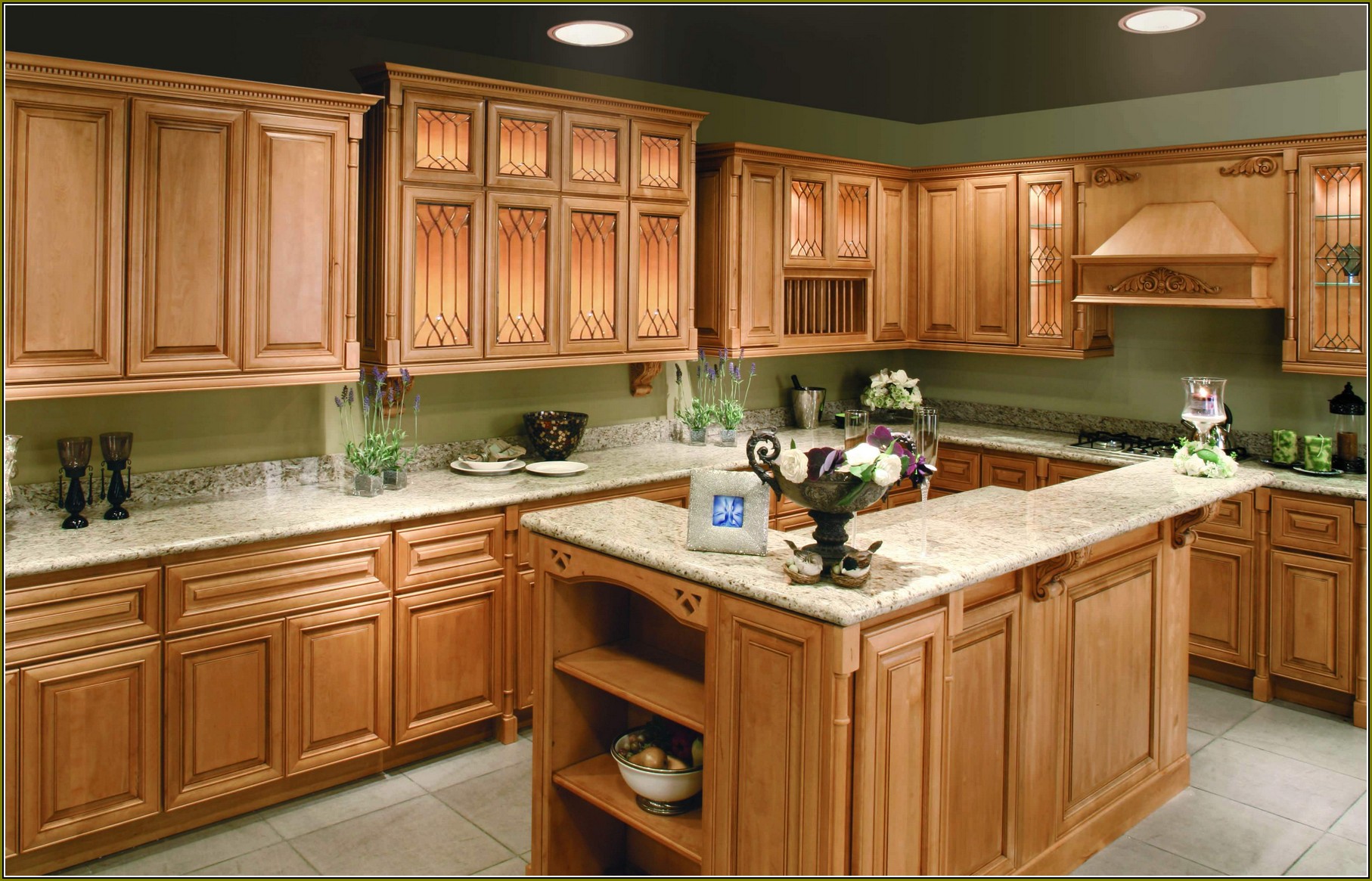 Natural Maple Cabinets Wall Color