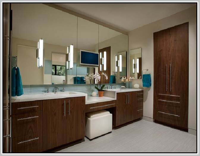 Vanity With Lighted Mirror