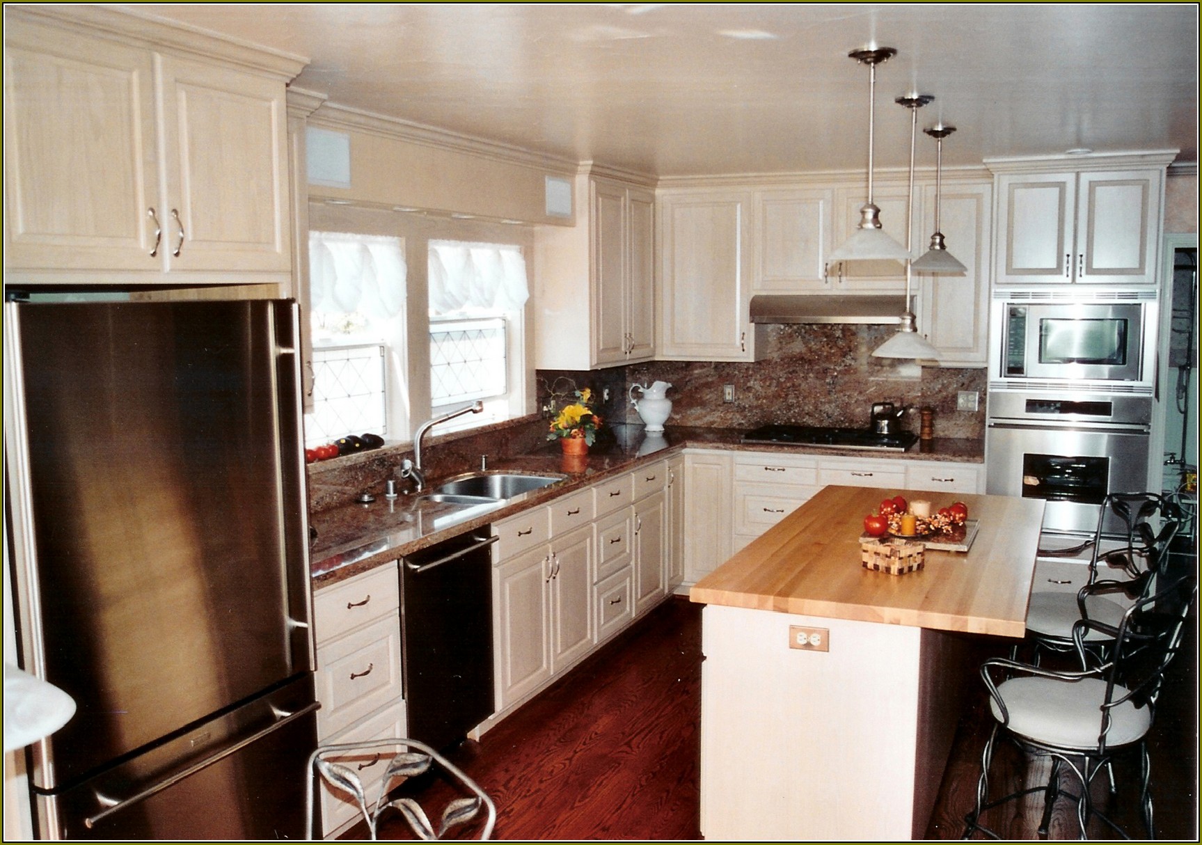 White Craftsman Style Kitchen Cabinets